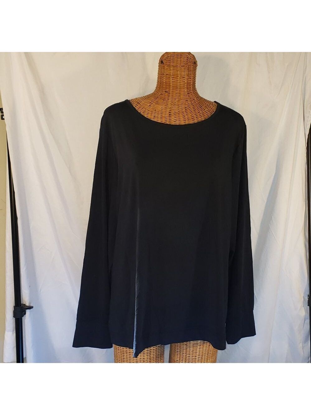 Ladies COMFORT CHOICE Long Sleeve Crew Neck Ribbed Tee Shirt in Black - 2X
